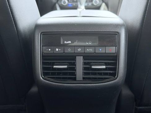 Used 2023 MAZDA CX-9 Touring Plus AWD/4WD image 31