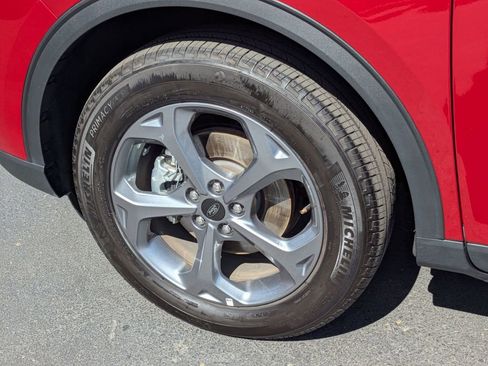 Used 2025 Ford Escape ST-Line image 13