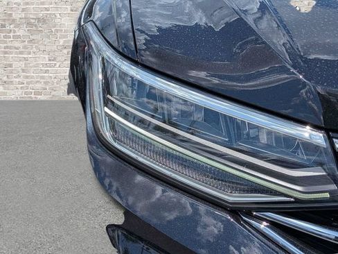 Certified 2024 Volkswagen Tiguan S FWD image 10