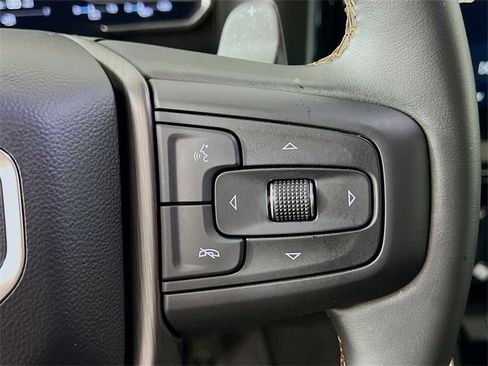 Used 2025 GMC Sierra 1500 AT4 w/ AT4 Premium Package image 35