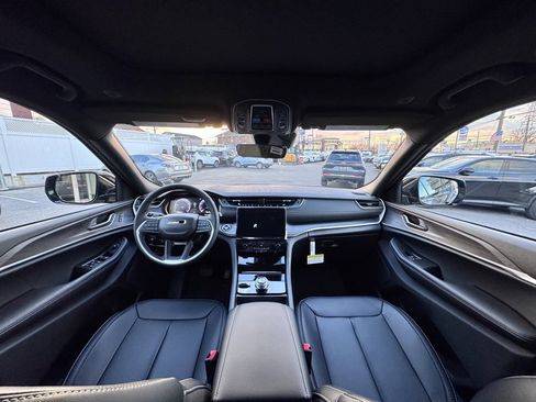 New 2025 Jeep Grand Cherokee Limited image 26