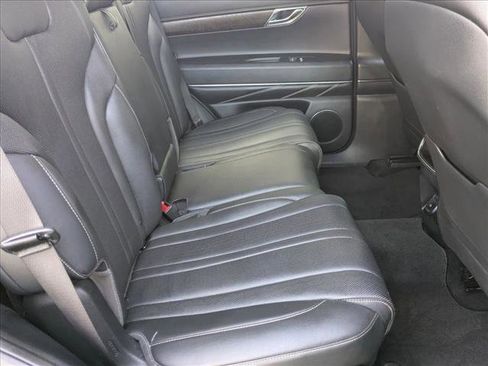 Used 2024 Genesis GV80 2.5T image 19