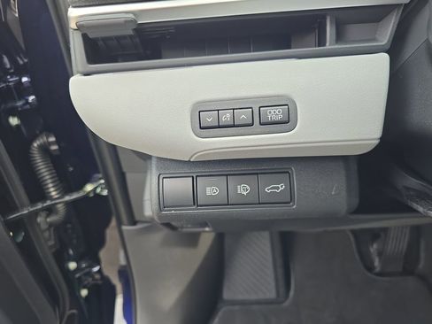 New 2026 Subaru Solterra Premium image 22