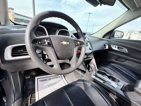 Used 2017 Chevrolet Equinox LS AWD/4WD image 13