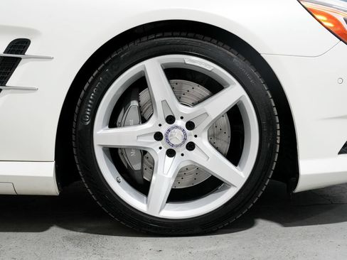 Used 2013 Mercedes-Benz SL 550 image 37