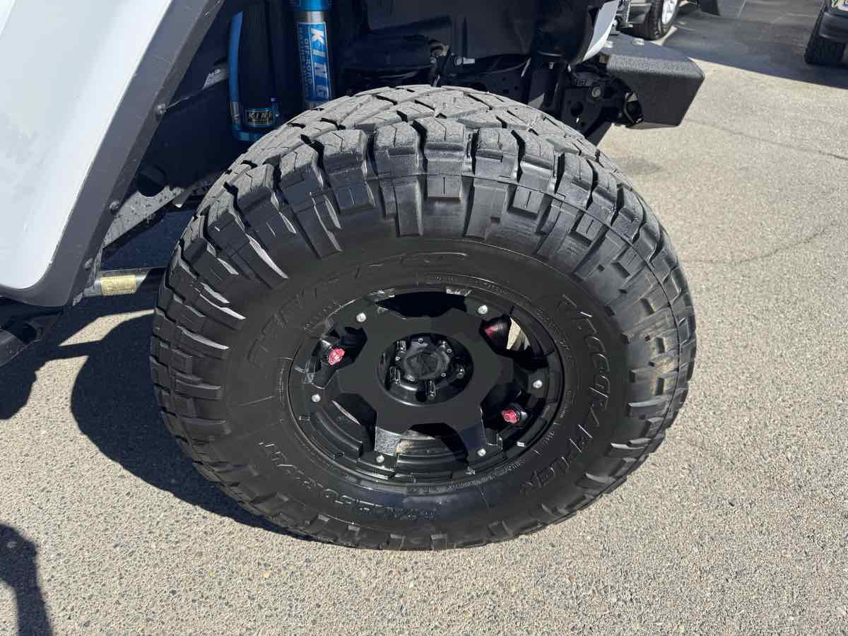 Used 2020 Jeep Gladiator Rubicon AWD/4WD image 54