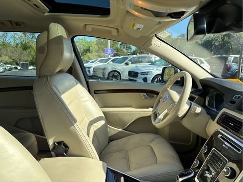 Used 2015 Volvo XC70 T6 Platinum image 28
