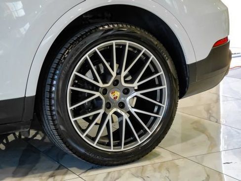 Used 2019 Porsche Cayenne AWD/4WD image 67