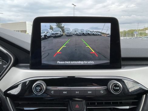 Used 2022 Ford Escape SE w/ Cold Weather Package image 31