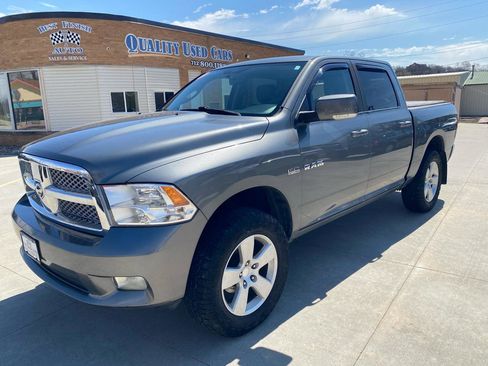 Used 2009 Dodge Ram 1500 Truck Sport image 2
