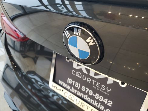 Used 2025 BMW M4 Coupe w/ Executive Package image 8