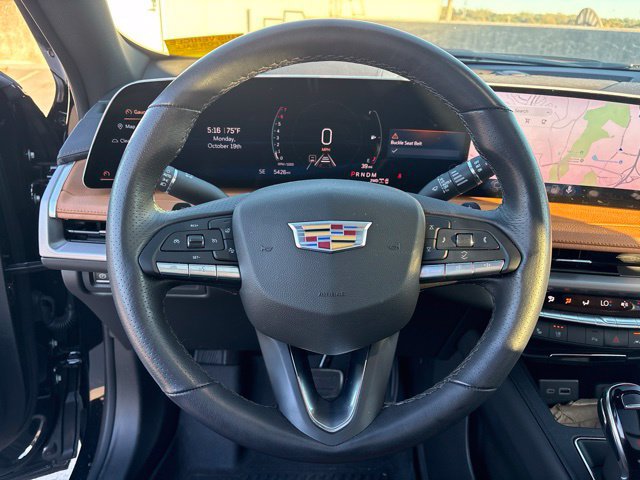 Used 2025 Cadillac XT4 Sport AWD/4WD image 8