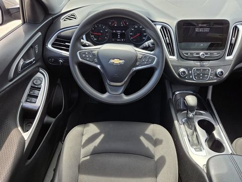 Used 2024 Chevrolet Malibu LT FWD image 14