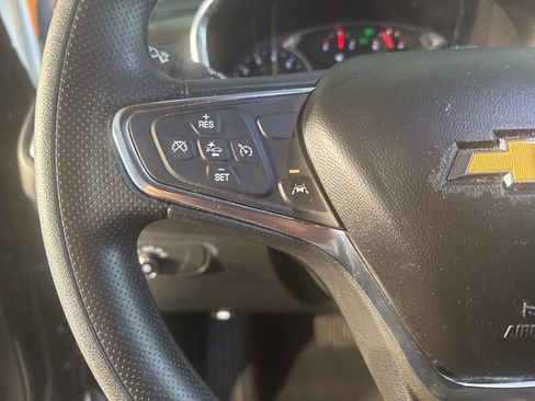 Used 2021 Chevrolet Equinox LT image 22