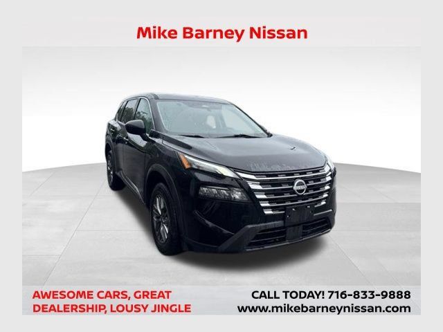 Used 2024 Nissan Rogue S AWD/4WD image 1