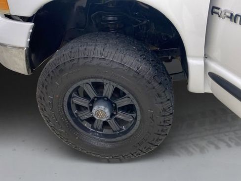 Used 2003 Dodge Ram 2500 Truck SLT AWD/4WD image 14