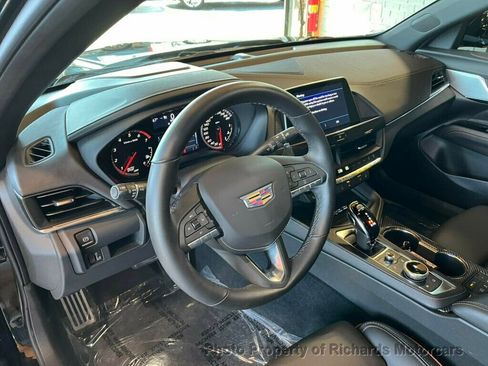 Used 2025 Cadillac CT4 V image 17