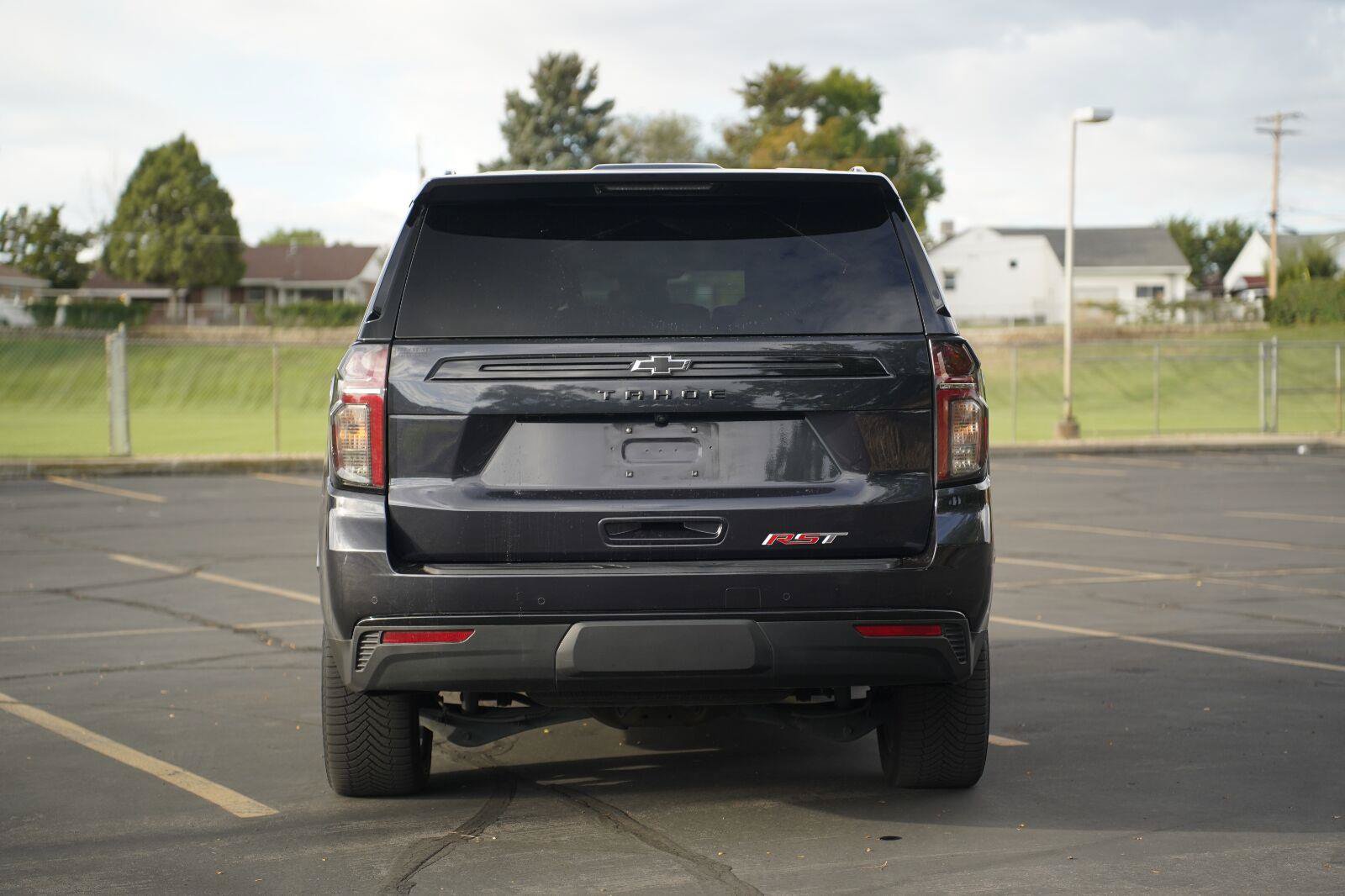 Used 2023 Chevrolet Tahoe RST w/ Luxury Package AWD/4WD image 4