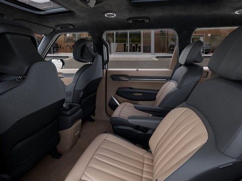 New 2026 Kia EV9 GT-Line AWD/4WD image 18