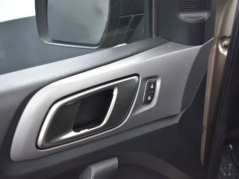 Used 2022 Ford Ranger XLT image 9