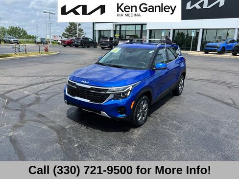 Certified 2024 Kia Seltos S AWD/4WD image 3