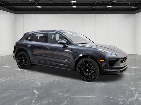 Used 2025 Porsche Macan GTS image 17