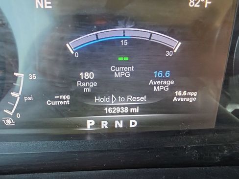 Used 2015 RAM 2500 Laramie AWD/4WD image 4