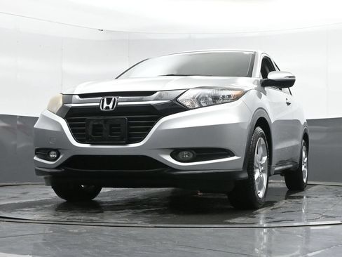 Used 2016 Honda HR-V EX image 38