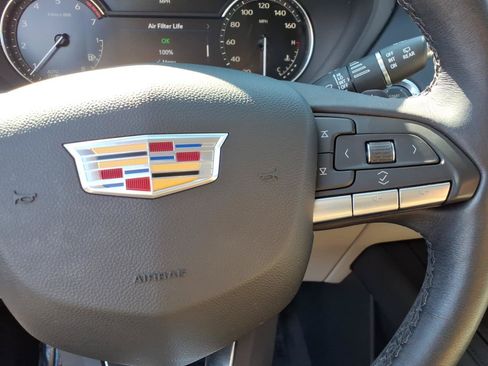 Certified 2023 Cadillac XT4 Luxury w/ Cold Weather Package FWD image 24