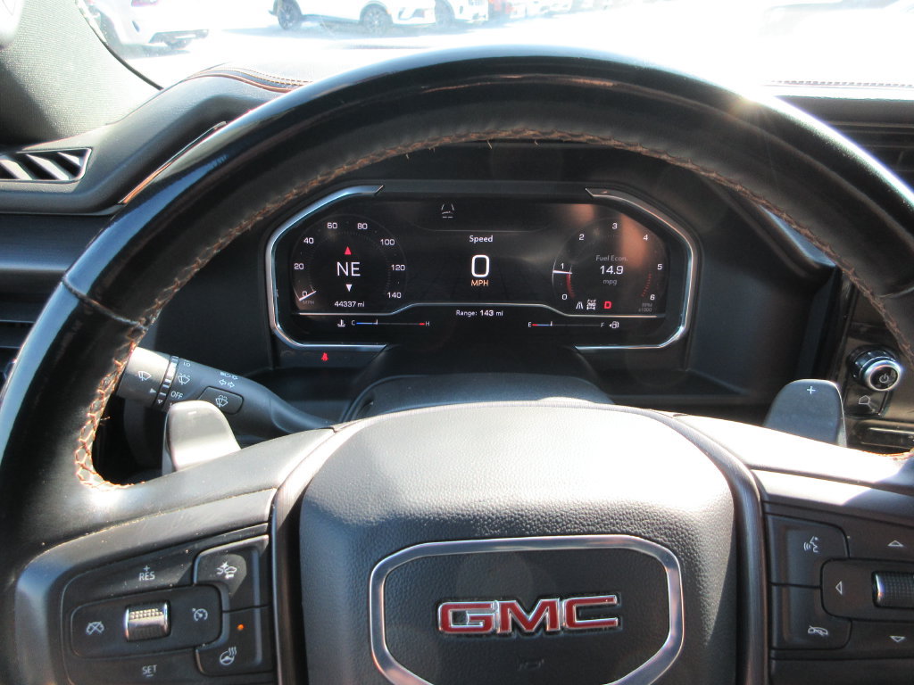 Certified 2025 GMC Sierra 1500 AT4 w/ AT4 Premium Package AWD/4WD image 33