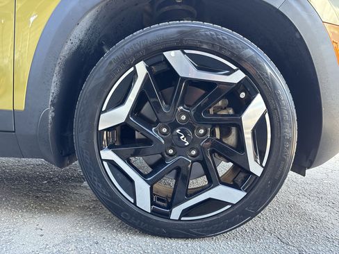 Used 2024 Kia Seltos SX AWD/4WD image 18