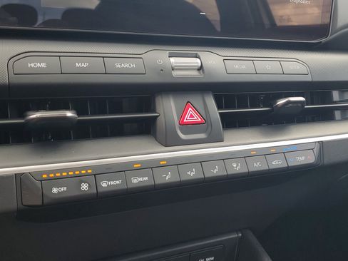 Used 2025 Kia K4 LXS image 10