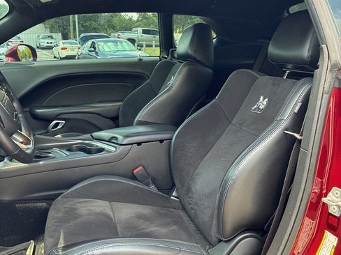 Used 2020 Dodge Challenger R/T Scat Pack RWD image 11