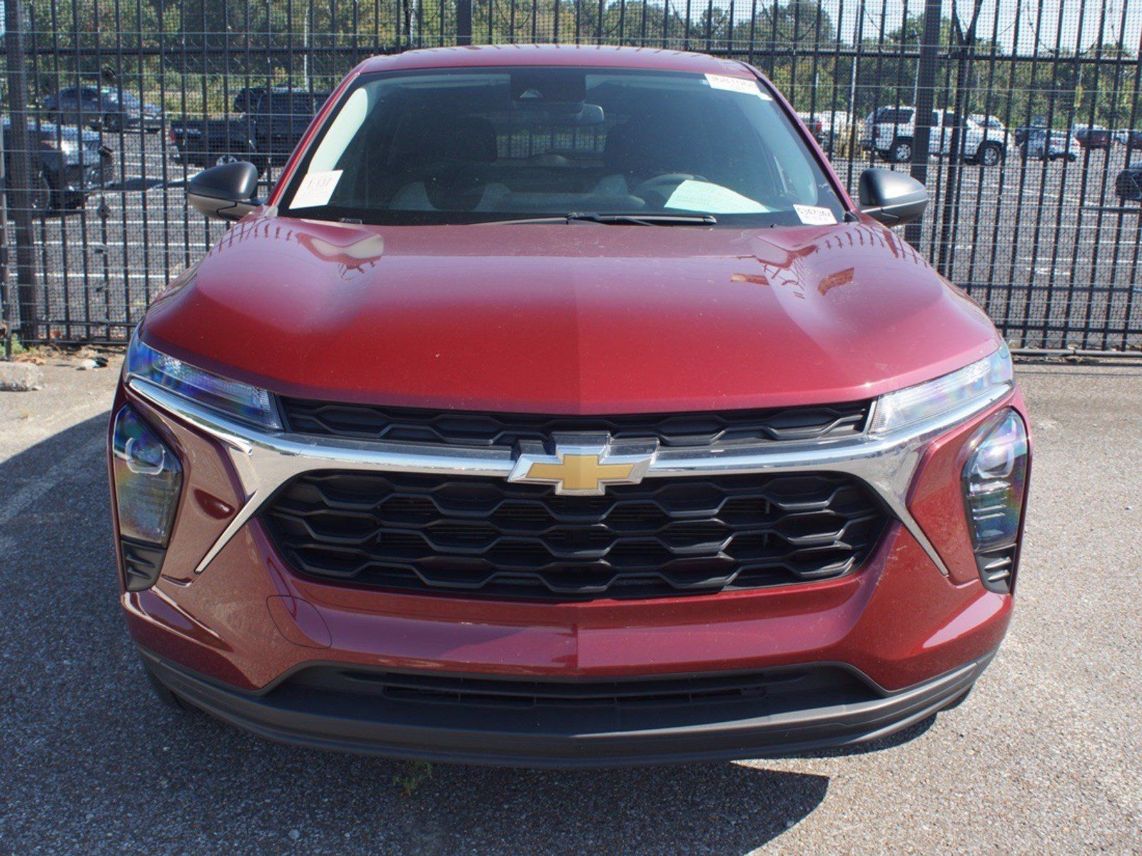 Used 2025 Chevrolet Trax LS FWD image 2