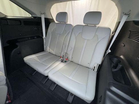 New 2025 Kia Sorento SX image 30