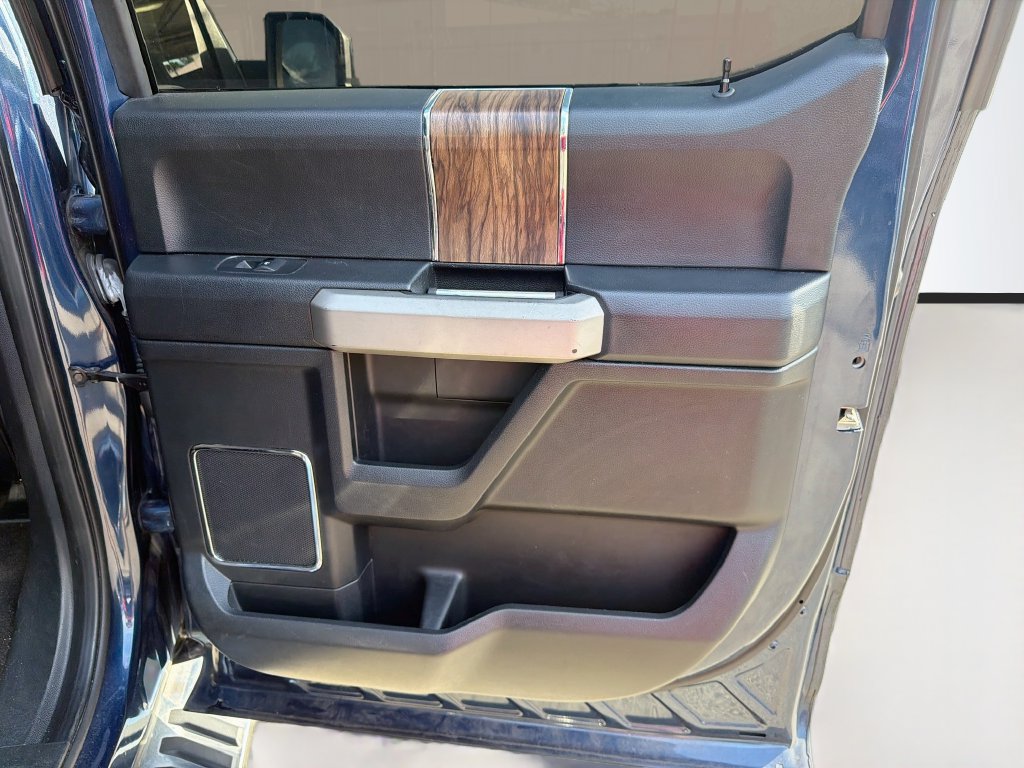 Used 2020 Ford F150 Lariat RWD image 31