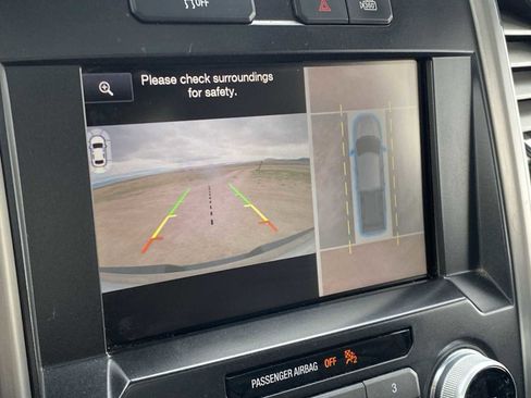 Used 2015 Ford F150 Platinum w/ Technology Package image 22