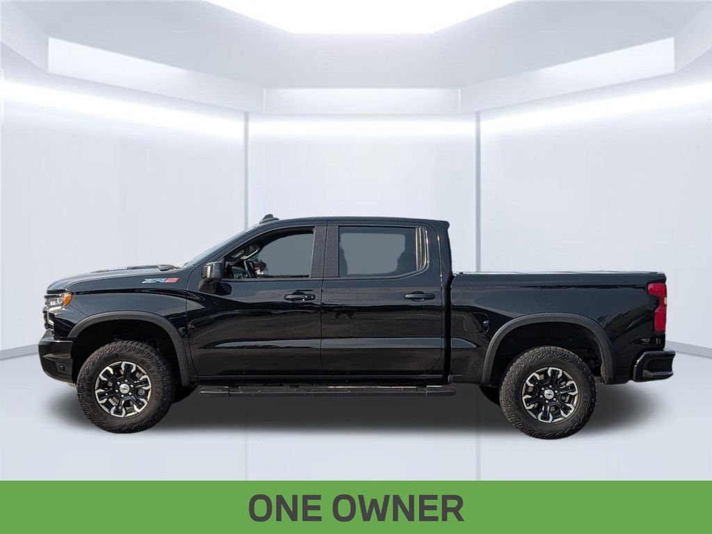 Used 2024 Chevrolet Silverado 1500 ZR2 w/ Technology Package AWD/4WD image 2