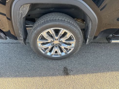 New 2026 GMC Sierra 1500 Denali w/ Denali Reserve Package image 9