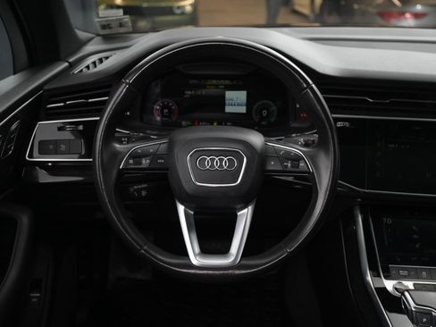 Used 2021 Audi Q7 3.0T Premium image 18