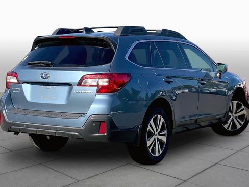 Used 2018 Subaru Outback 2.5i Limited w/ 50th Anniversary Edition AWD/4WD image 13