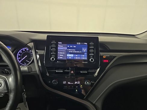 Used 2024 Toyota Camry SE FWD image 10