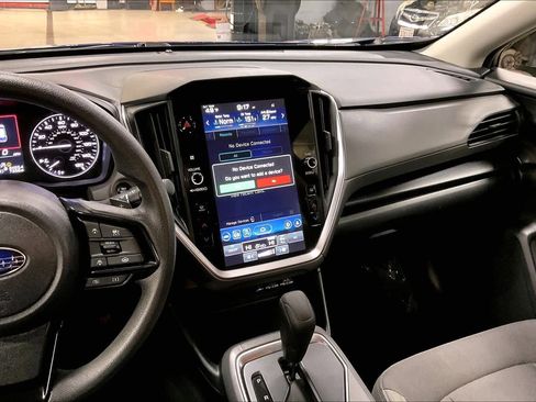 Used 2025 Subaru Crosstrek 2.0i Premium image 6