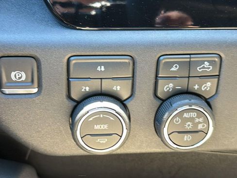 New 2026 Chevrolet Silverado 2500 LT w/ Trail Boss Package AWD/4WD image 15