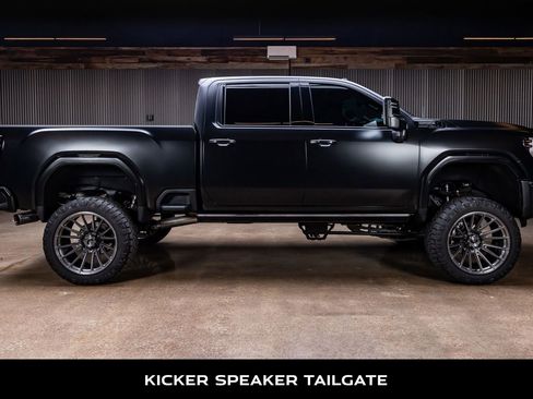 Used 2024 GMC Sierra 2500 Denali Ultimate image 10