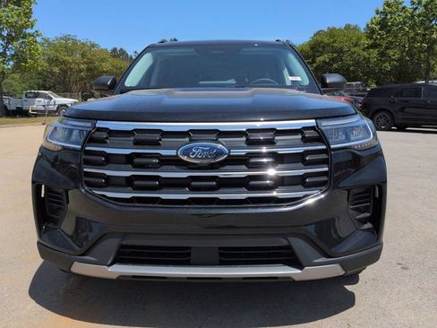 New 2026 Ford Explorer Active RWD image 8