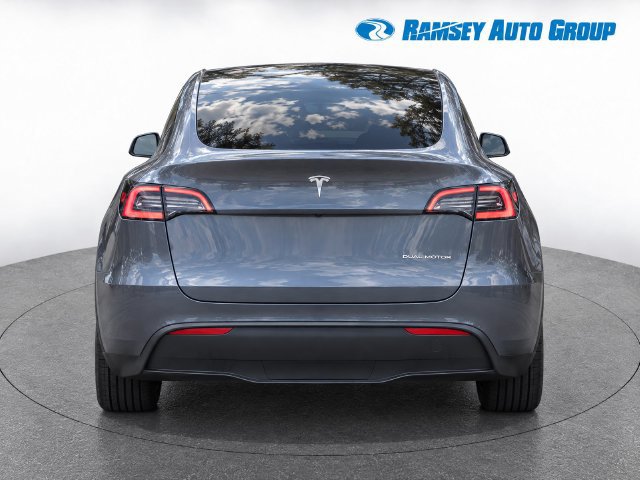 Used 2023 Tesla Model Y Long Range AWD/4WD image 7