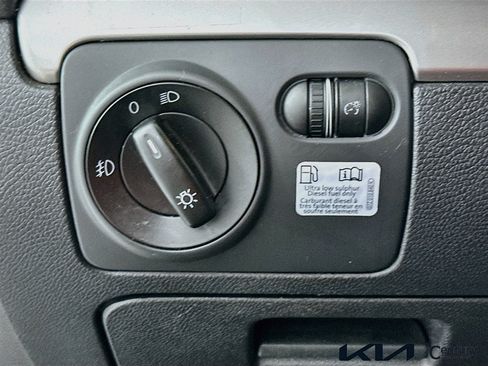 Used 2013 Volkswagen Golf TDI FWD image 10
