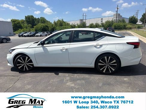 Used 2020 Nissan Altima 2.5 SR FWD image 7