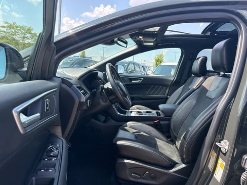 Used 2023 Ford Edge ST w/ Equipment Group 401A AWD/4WD image 11